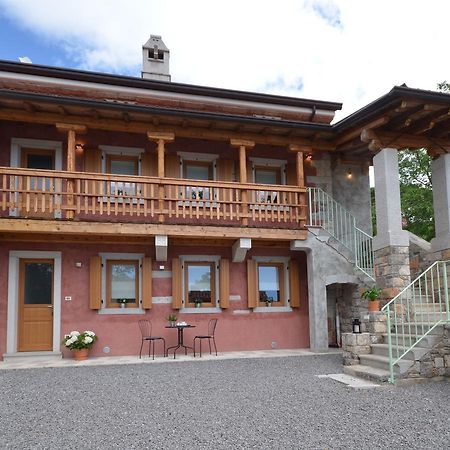 Matijevi Apartments Sistiana Eksteriør billede