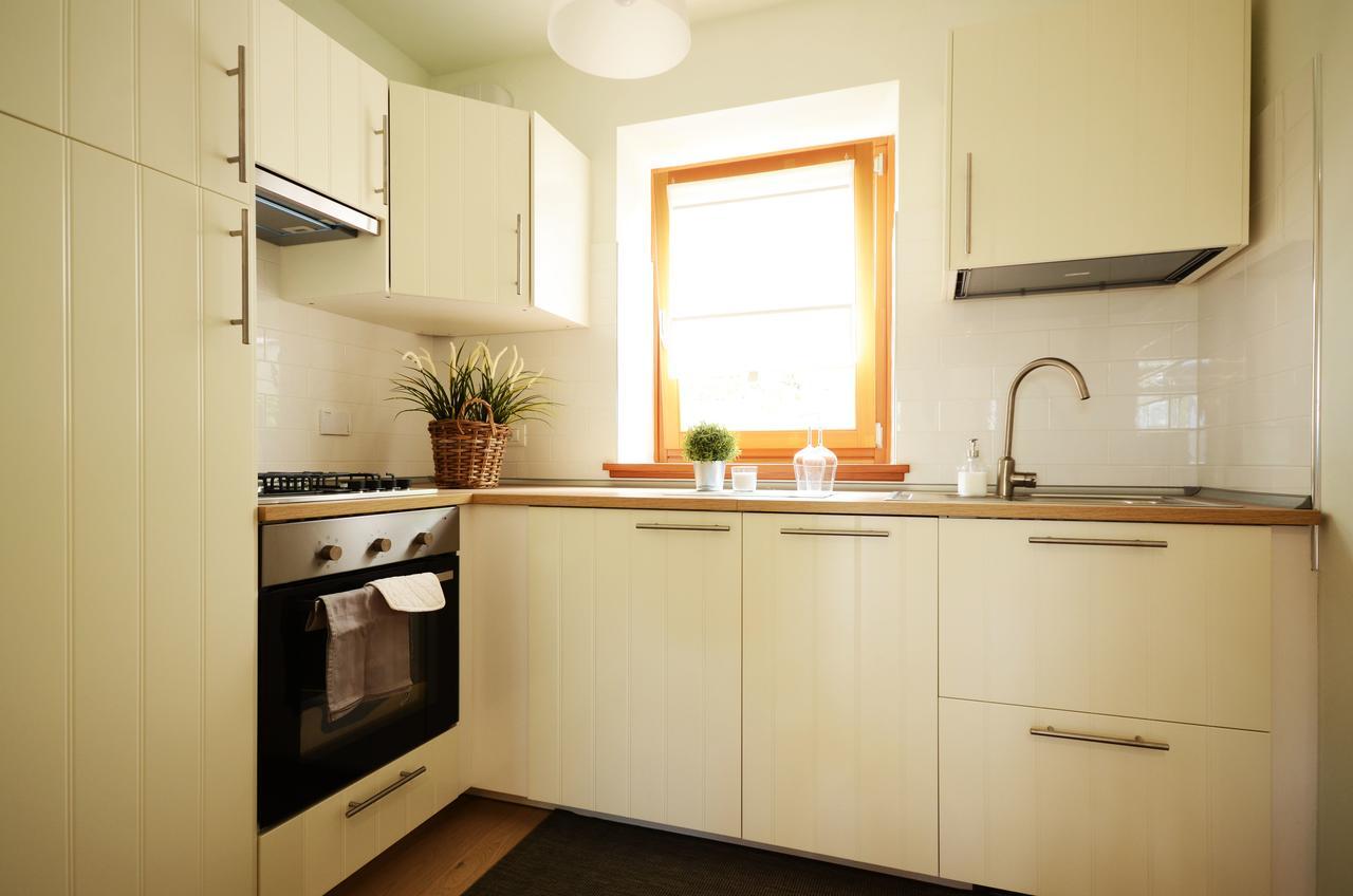 Matijevi Apartments Sistiana Eksteriør billede