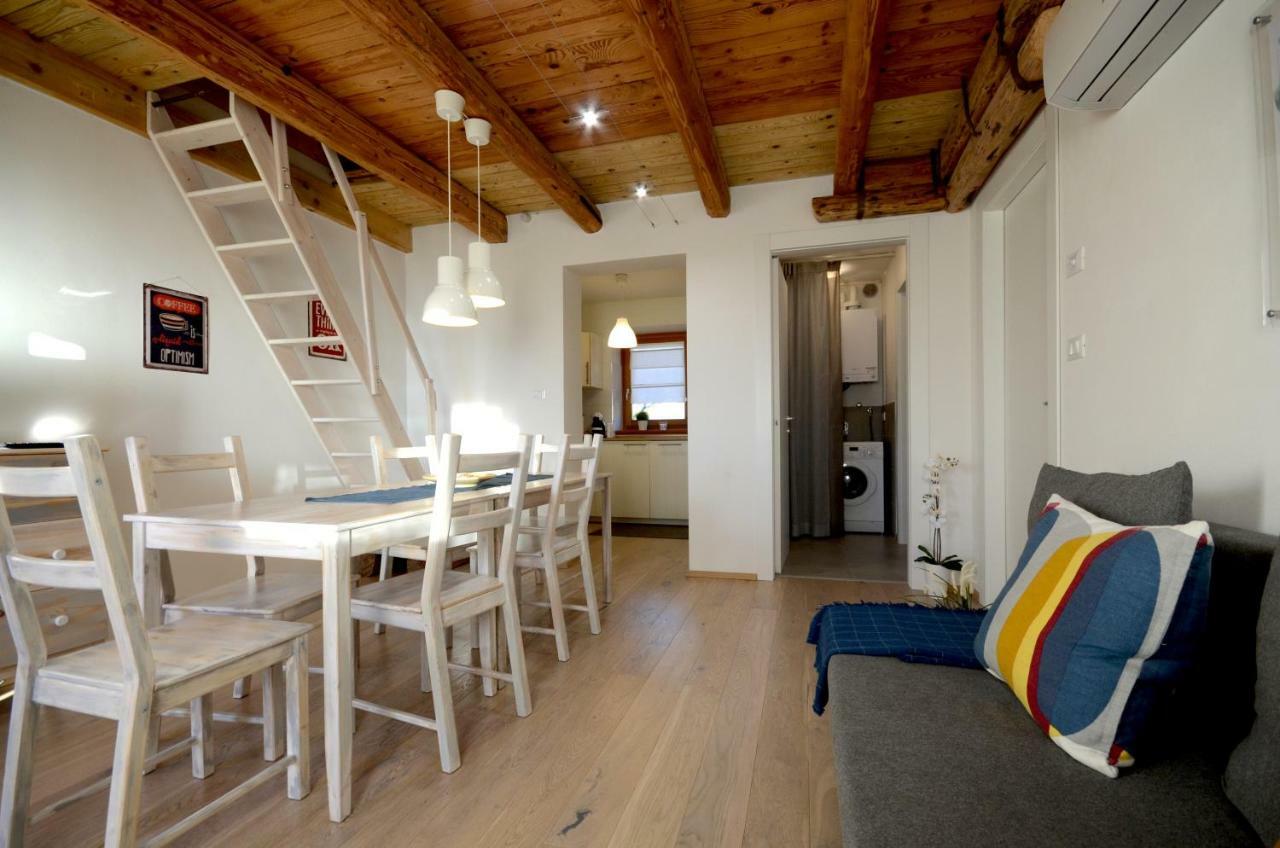Matijevi Apartments Sistiana Eksteriør billede